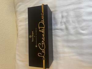 Veuve Clicquot x Charlotte Olympia La Grande Dame Limited Edition Gift Box-Empty